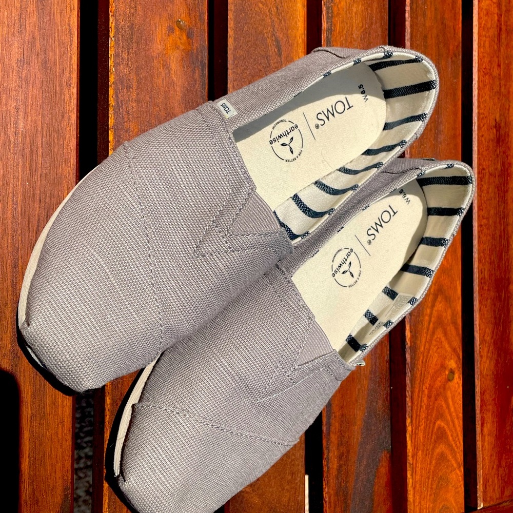 Toms shoes